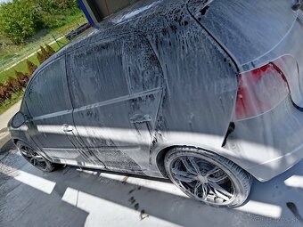 Volkswagen golf 5 2.0TDI 103kw - 4