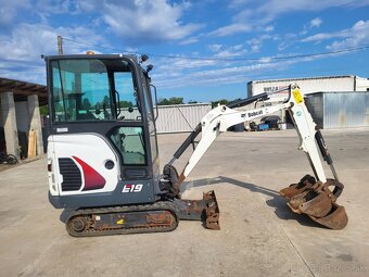 BOBCAT E19 - 4