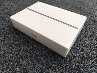 iPad 8gen 32 GB - 4