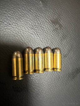 MAKAROV 9 mm vzor 82 - 4