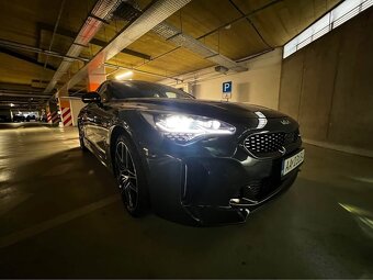 STINGER 3.3 BENZÍN 272KW 4X4 - 4