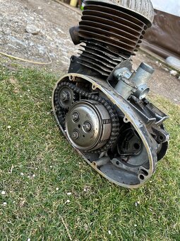 Motor jawa 175/356 - 4