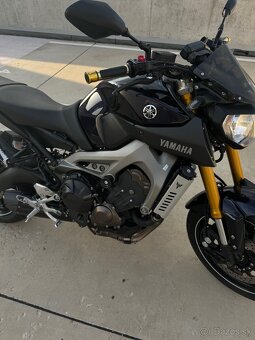 Yamaha MT 09 88kw (35kw v TP) A2 vodičak - 4