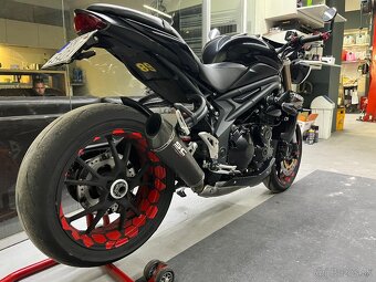 Triumph speed triple - 4