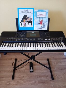 Predám keyboard Yamaha PSR-E463 - 4