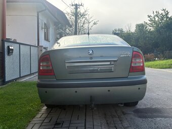 Škoda Octávia - 4
