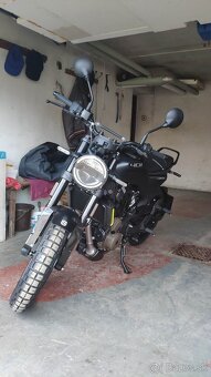 Husqvarna Svartpilen 401 - 4