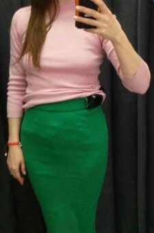 ————Bledoružový sveter Reserved, S/36, 5.80 E———— - 4