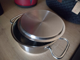 tescoma hrniec HOME PROFI a pokrievka REZERVOVANY - 4