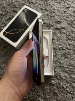Apple iPhone 16 Pro 128gb Natural Titanium - 4