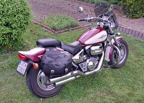 Suzuki Marauder VZ 800 - 4