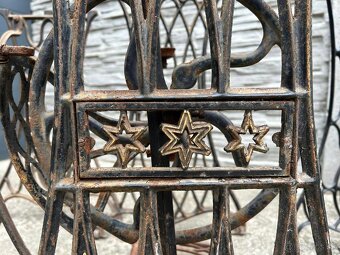 Starožitný šijací stroj Singer - 4