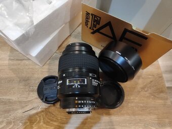 Nikkor Nikon 105 mm f/2,8 D FX AF MICRO 1:1 - 4
