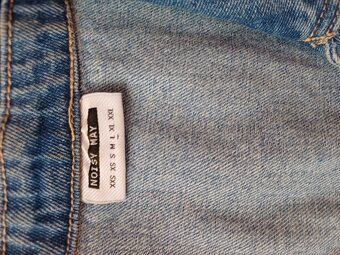 Riflové pekné šaty - 4