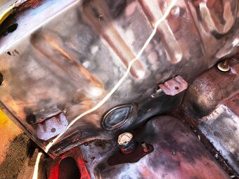 Škoda 110R kupé, 1978, - 4