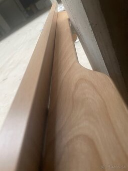 Pevny jedalensky stol - 4