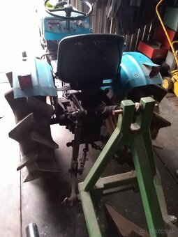 Mitsubischi 1300 - 4