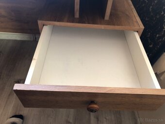 Stôl - 4