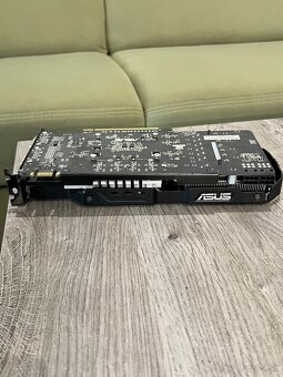 ASUS NVIDIA GTX 560 Ti DCII 1GB - 4