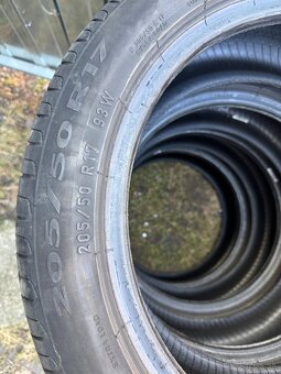 Predám Pirelli Cinturato P7 205/50 R17 - 4