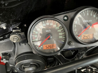 Kawasaki ZX-9R - 4