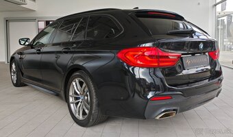 BMW Rad 5 Touring 530i xDrive A/T // AJ NA SPLÁTKY - 4
