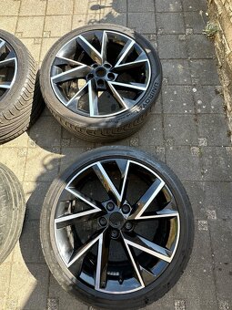 Disky original skoda Superb-Vega 5x112 r18 ako nove - 4