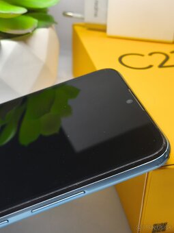 Predám mobilný telefón Realme C21 - 4