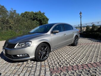 Volkswagen Passat B7 2.0 TDI - 4