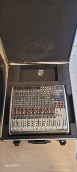 Behringer QX 2222 USB - 4