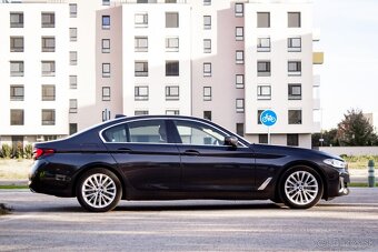 BMW Rad 5 530iX HEV G30 AT/8 2020 /AJ NA SPLÁTKY/PROTIÚČET - 4