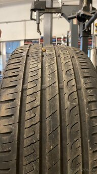 Barum Bravuris 5 205/40 R17 84W - 4