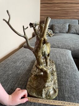 soška jeleňa socha jeleňa poľovnícky motív poľovnícka izba - 4