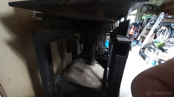 Hobľovačka s prieťahom - 4