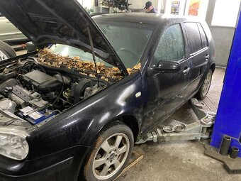 Volskwagen Golf Na diely - 4