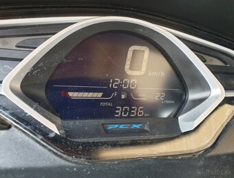 AKCIA  Predám Honda 125 PCX ABS - 4
