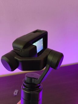 GoPro Hero 5 so stabilizacnou tycou Karma grip - 4