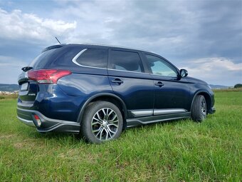 Mitsubishi Outlander 2,2 DI-D 4WD CVT 7 miestny - 4