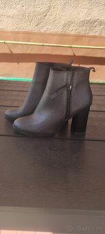 Strieborné dámske čizmičky - 4
