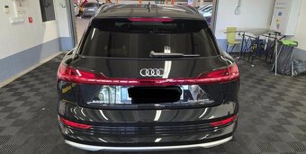Audi e-tron - 4