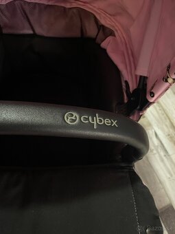 Vanička Kočík Jeremy Scott - 4