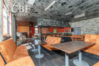 Príležitosť vytvoriť obľúbené miesto pre spoločenské akcie v - 4