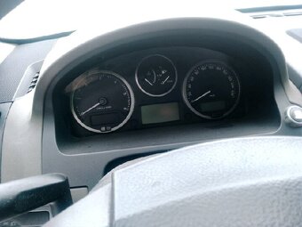 Land Rover Freelander 2 - 4