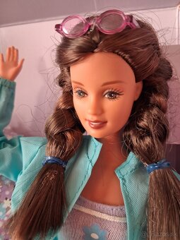 Barbie s dáždnikom - 4