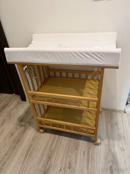 Prebaľovací pojazdný pult - 4