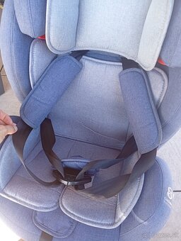 Autosedačka Petite & Mars - 4