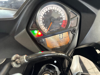 Suzuki SV650S - 4