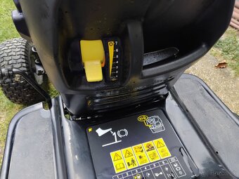 Predám záhradný traktor - 4