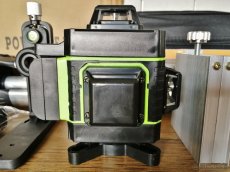 Zelený 4D samonivelačný laser HILDA - 4