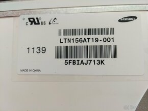 predám 15,6" displej z notebooku Samsung np300e5a - 4